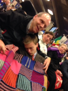 I scath a chéile a mhaireann na daoine. (People live in each other’s shadows.)