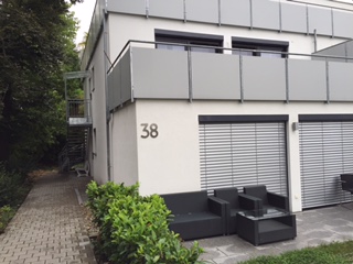 We'll be staying at the back of this apartment building for the next 5-6 weeks.